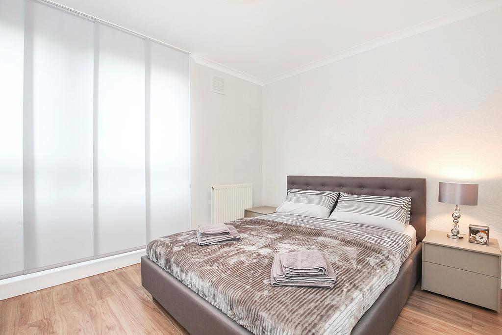Sach'S 2 Bedrooms Apartment - No Lift Londres Exterior foto